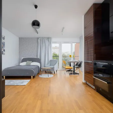 Bright Okrzei In Near Pge By Renters * Varsovie