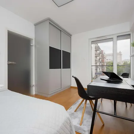 Bright Okrzei In Near Pge By Renters Varsovie
