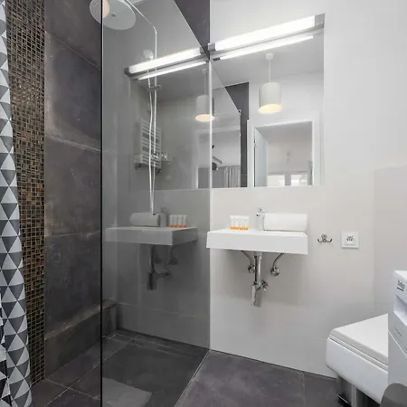 Bright Okrzei In Near Pge By Renters Appartement *