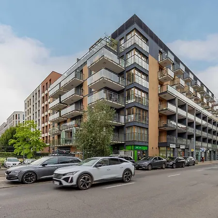 Bright Okrzei In Near Pge By Renters